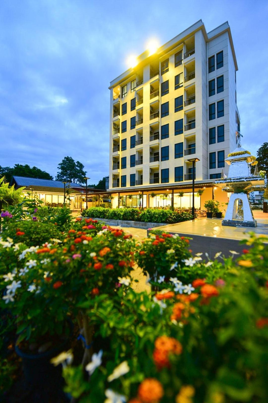 Norn Rimklong Bangkok Hotel Exterior foto